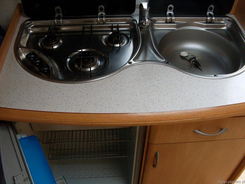 Przyczepowo.pl Hobby De Lux 400KB