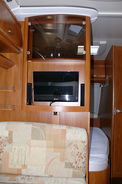 Przyczepowo.pl Hobby 410SFe